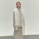 Szalik damski wełniany o klasycznym fasonie