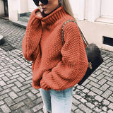 Sweter damski o grubym splocie z kołnierzem