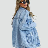 Damska kurtka jeansowa oversize z przetarciami